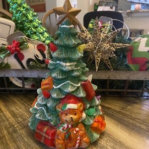 Vintage ceramic bear and tree